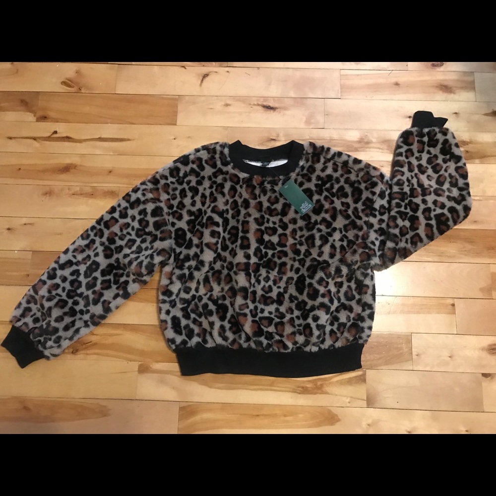 NWT Wild fable faux fur sweater